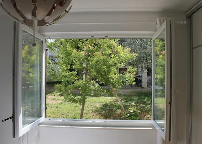 Dina Apartman