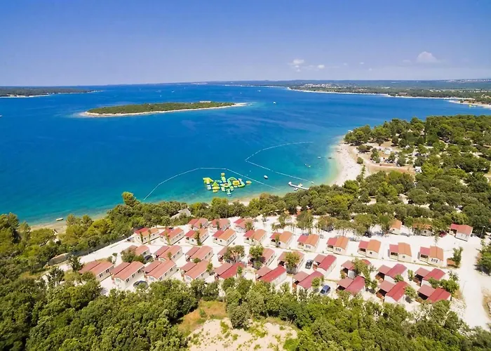 Dina Apartman Pula