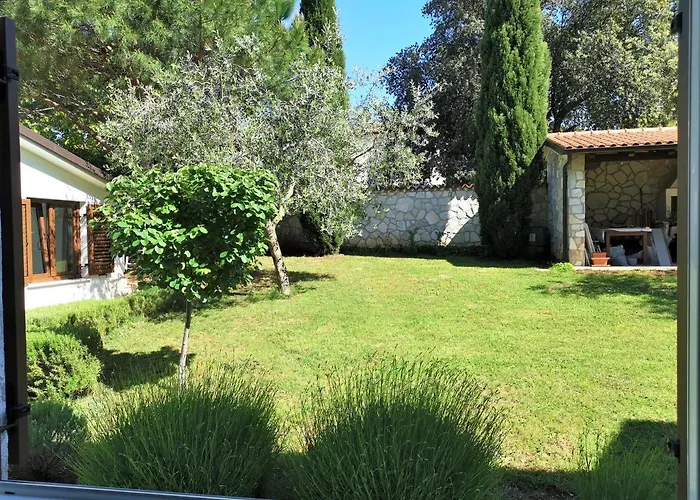 Apartman Dina